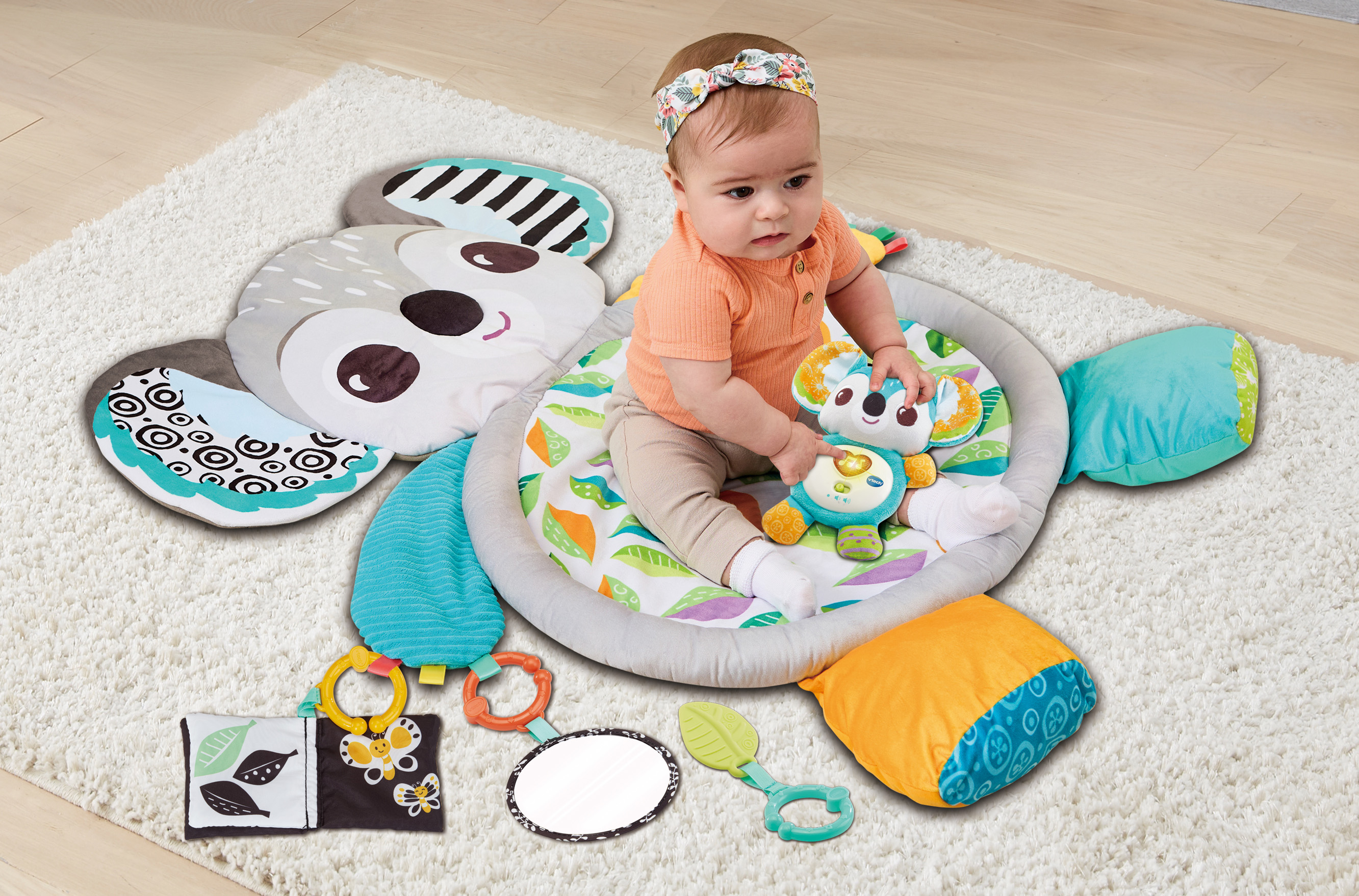 3 fun ways to play including lay down play, sit & play and on-the-go play.